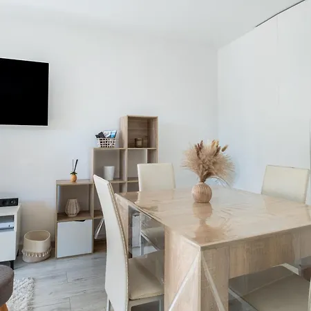Apartment T2 Cyril Besset *